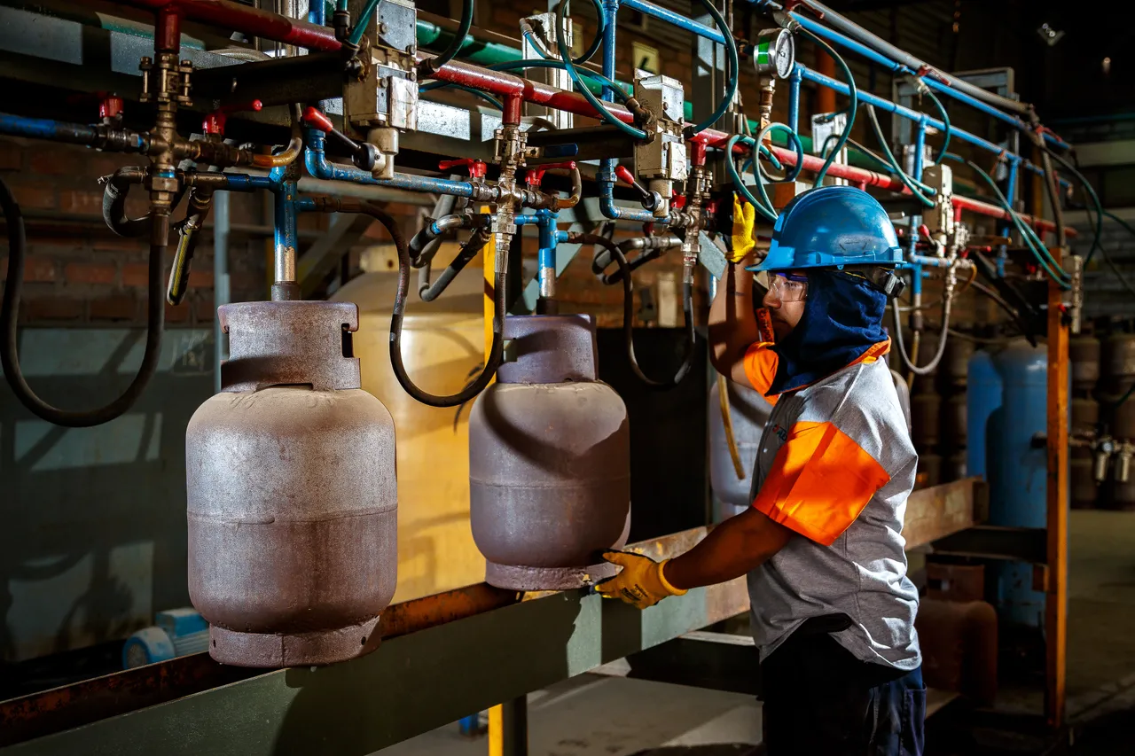 Baexba – Fábrica de Balones de Gas, photo 15