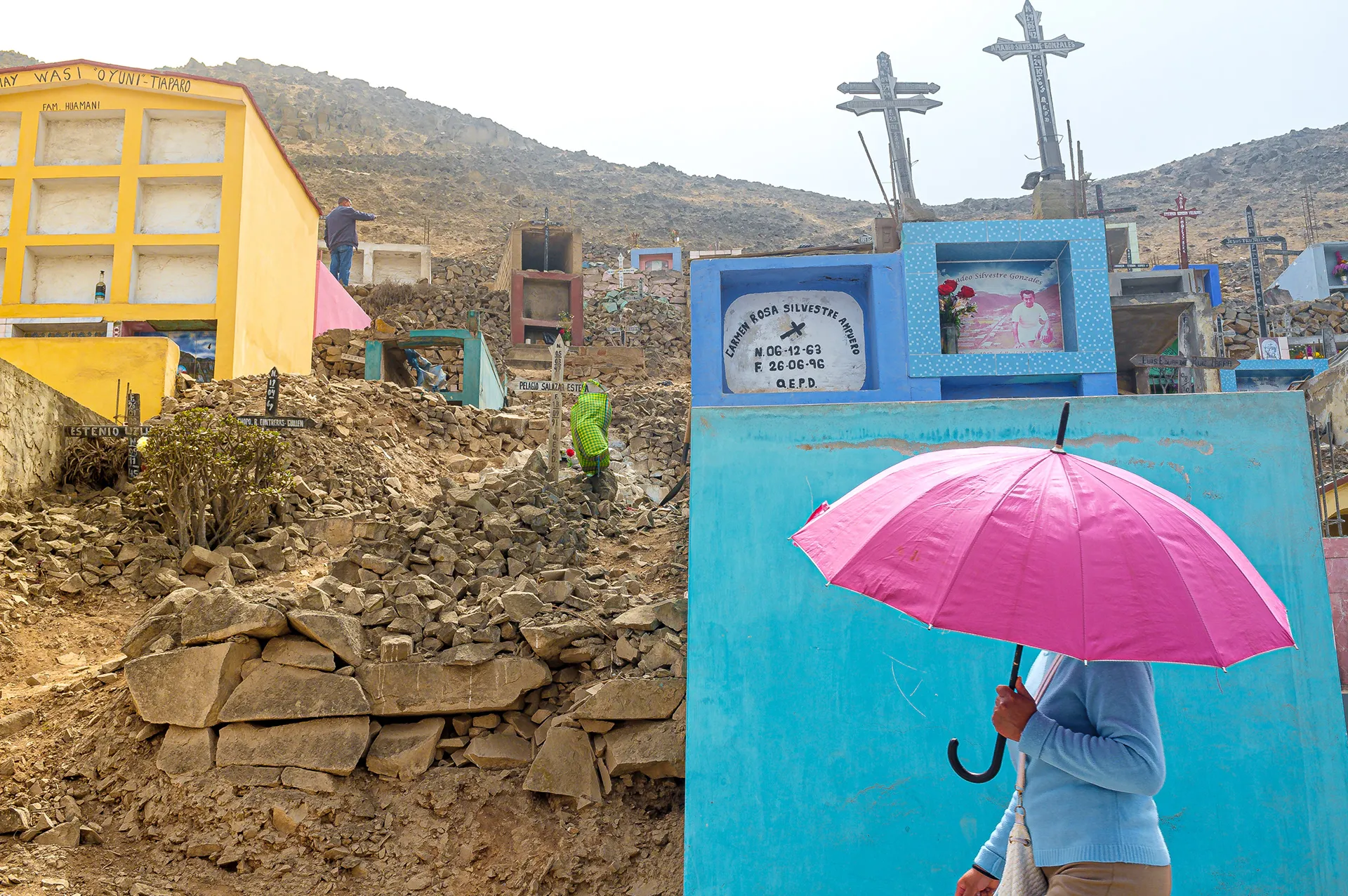 Day of the Dead at Nueva Esperanza Cemetery, photo 3