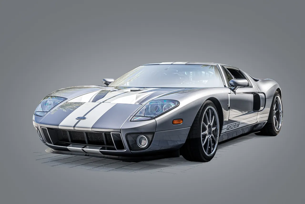 Ford GT